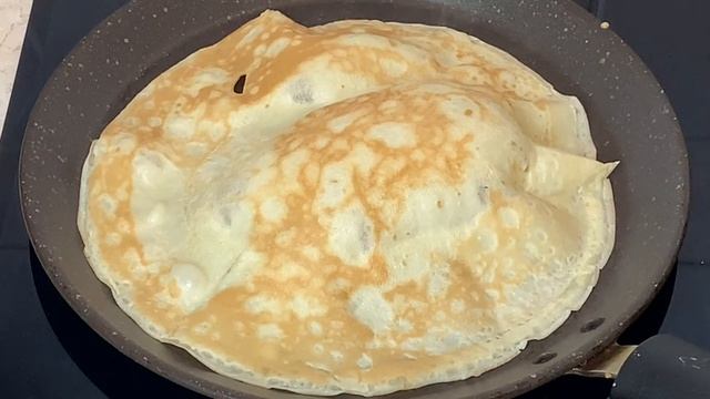 Тонкие Блины на ВОДЕ! Быстрый Завтрак! Не блины с начинкой, а потрясающий ДЕСЕРТ с яблоками! ?? смотреть онлайн