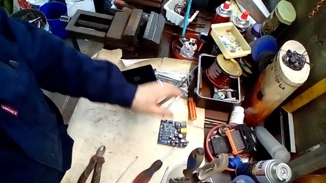 Разборка роутера на утиль Что там есть ценного смотреть онлайн