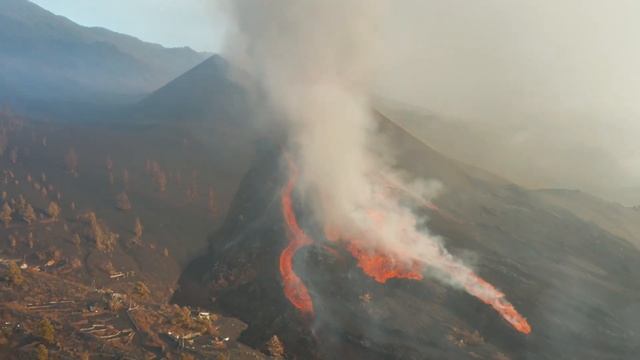 ВУЛКАН ЛА ПАЛЬМА КУМБРЕ ВЬЕХА 1 ЧАС БЕСПИЛОТНЫЙ ЛЕТАТЕЛЬНЫЙ АППАРАТ 4K смотреть онлайн