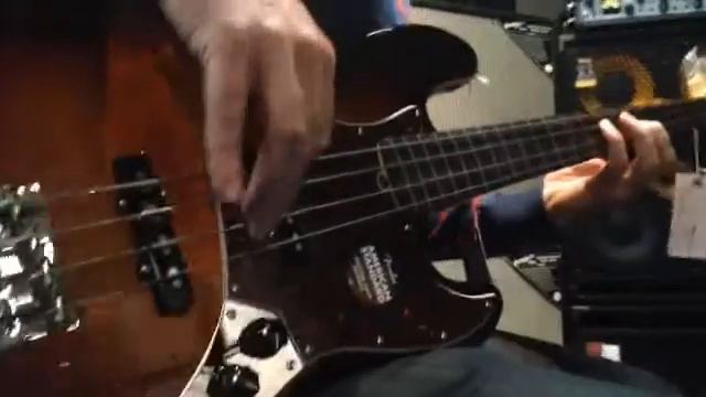 Fender American Standard Jazz Fretless смотреть онлайн