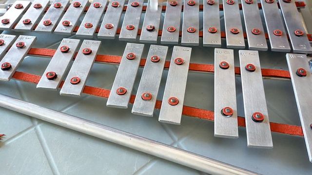 WHEN JOHNNY COMES MARCHING HOME-LYRE XYLOPHONE BELLS COVER смотреть онлайн