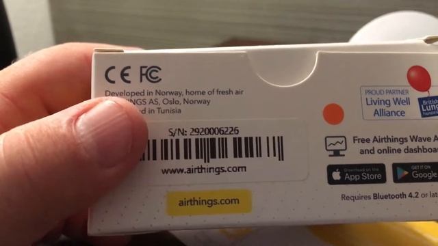 TVOC's measured in Airthings Wave Mini smart indoor air quality monitor смотреть онлайн