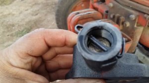 ЮМЗ-6 Регулировка давления масла на масленом насосе на д65