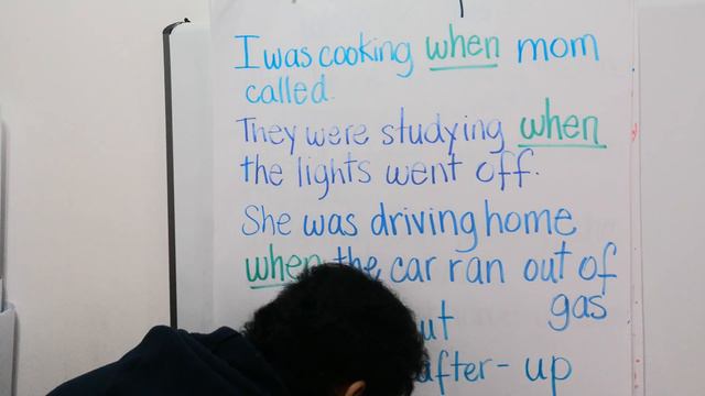 Clase 60. Past progressive VS simple past. Use of WHEN. смотреть онлайн