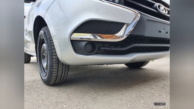 Lada XRAY за минимум денег | купили самый дешёвый вариант | Иксрей 2021