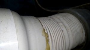 Обзор установки гофры для унитаза... безграмотно и не профессионально.