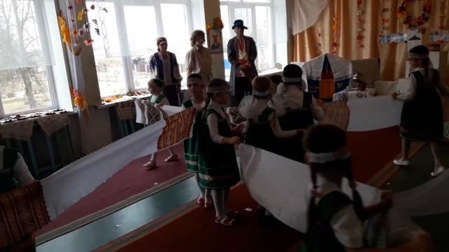Белорусский танец на 8 Марта смотреть онлайн