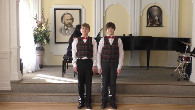 "Тиритомба" ит.н. песня, обр. В.Мильо. Фатеев Степан, Елисеев Данил, ДМШ им.Глинки М.И. смотреть онлайн