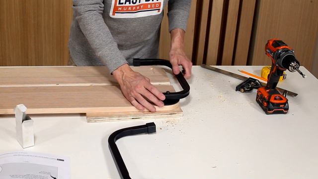 Part 5 Setting Up the Fold Up Legs on a DIY Murphy Bed Explained смотреть онлайн