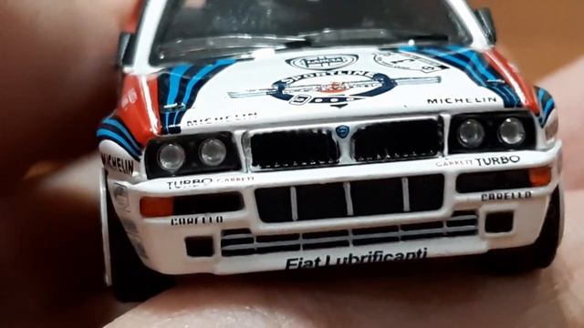 MiniGT Review | Lancia Delta Intergale Evo II Rally 1000 Lakes Winner (Auriol / Occelli)