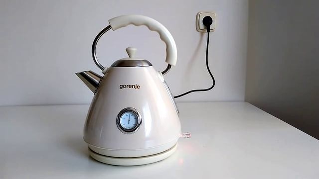 Za aký čas voda dosiahne 100°C? TEST - rýchlovarná kanvica Gorenje K 17CLI смотреть онлайн