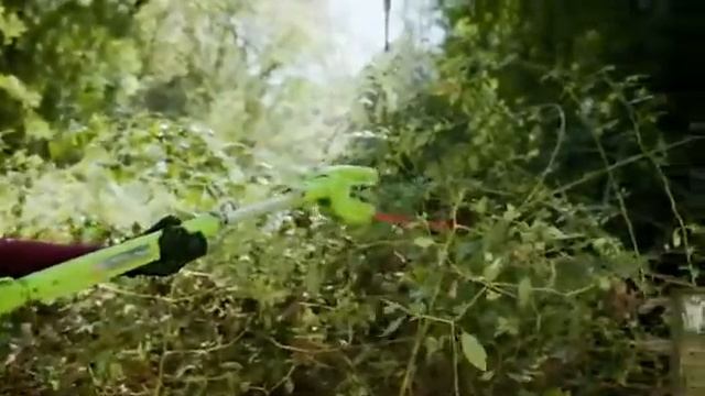 Greenworks 20 Inch 40V Cordless Pole Hedge Trimmer, Battery Not Included 22342 Power Hedge Trimm смотреть онлайн