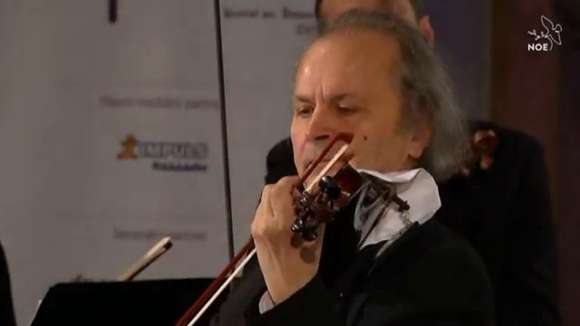 Antonio Vivaldi  concerto for violin and cello B flat major RV 547