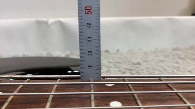 Fender Japan '62 reissue JAZZ BASSJB62-US 3tone SunburstAlder body/US pickup model Made in Japan смотреть онлайн