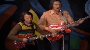 Это энергичный танец. Афоня