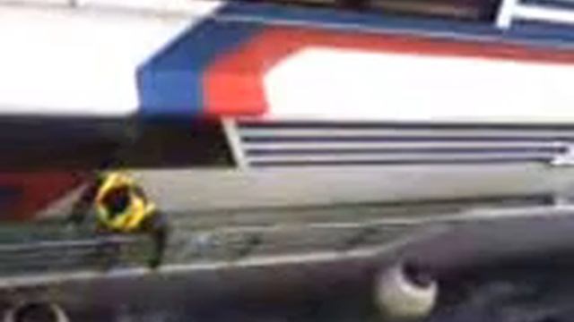 Вид с 3 палубы корабля (многократная попытка катера пришвартоваться во время шторма) смотреть онлайн