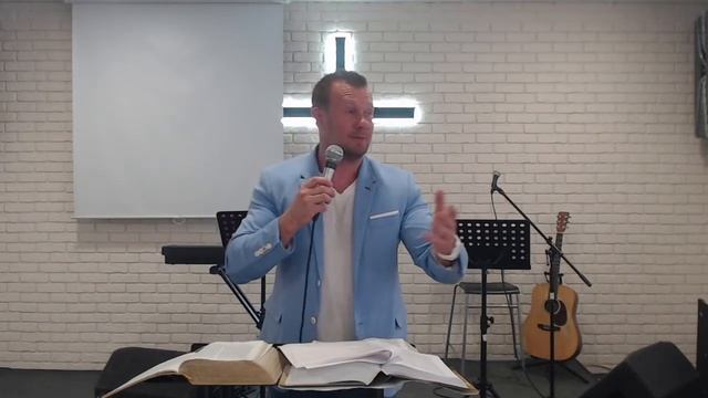 Пастор Дмитрий Сазонов Тема: "Ворота в мир Бога" 06.06.21 смотреть онлайн