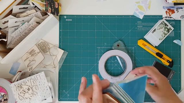 Процесс создания мини-альбома для instax-фотографий смотреть онлайн