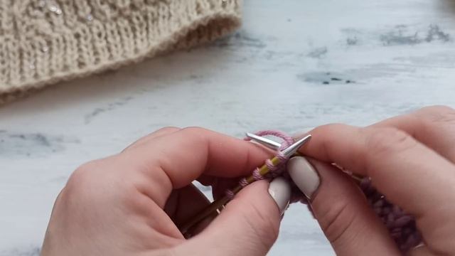 Красивый полупатентный узор спицами для вязания джемпера, кардигана смотреть онлайн