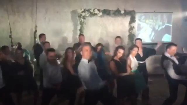 Сюрприз на свадьбу для молодоженов! Танец флешмоб! Неожиданно и круто!!! смотреть онлайн