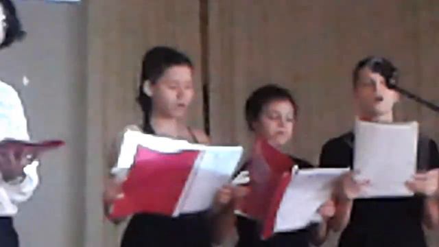 Песня на испанском языке. Поет шк.анс. ДСОШ №7 19.03.2013 смотреть онлайн