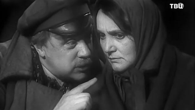 Выборгская сторона (1938) - обобществление женщин большевиками смотреть онлайн