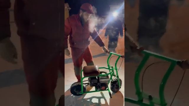 Зимние покатушки на самодельном минибайке на летней резине смотреть онлайн