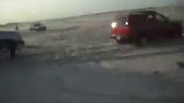 Xterra 4x4 sacando Chevy 4 pts..AVI смотреть онлайн