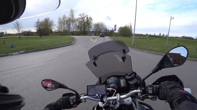 Не самая удачная, но очень увлекательная поездка в Польшу смотреть онлайн