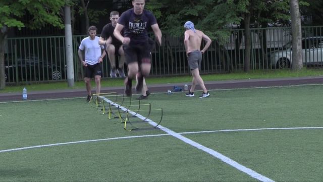 Лучшие кулаки лиги возвращаются в "Сибирь". День с Алексеем Шевченко смотреть онлайн