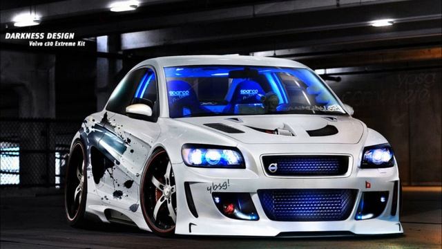 Paper Planes bass boosted Volvo s60 смотреть онлайн