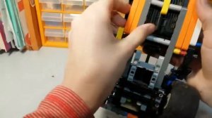 лего техник гоночный внедорожник на двух багги моторах обзор