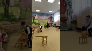 Подготовительная группа. Игра "Мамины помощники"