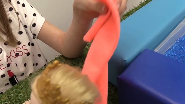Одевалки и куклы Эвер Афтер Хай, Барби и МонстрХай смотреть онлайн