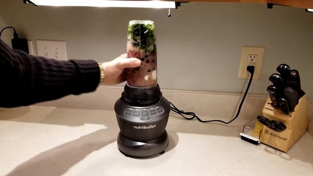 NutriBullet 1200W Blender Combo - My Best $100 Purchase смотреть онлайн