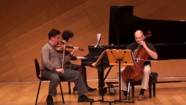 SMETANA TRIO - Vitezslav Novak - Trio baladico, op. 27 PART 2 смотреть онлайн