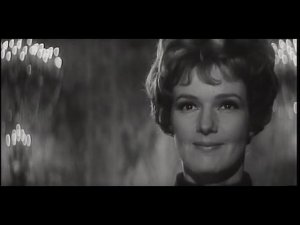 Правильная дипломатическая беседа о вышивании  Посол Советского Союза