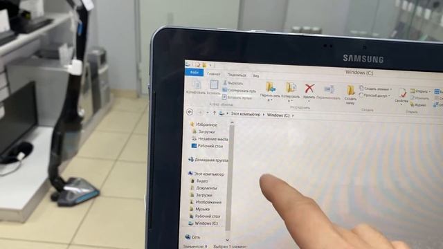 Ноутбук Samsung XE500T1C смотреть онлайн