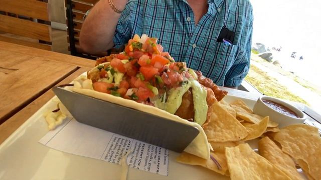 РЕСТОРАНЫ США ПОЧЕМУ-ТО ЭМИГРАНТЫ ЛЮБЯТ ПОКАЗЫВАТЬ ЕДУ смотреть онлайн