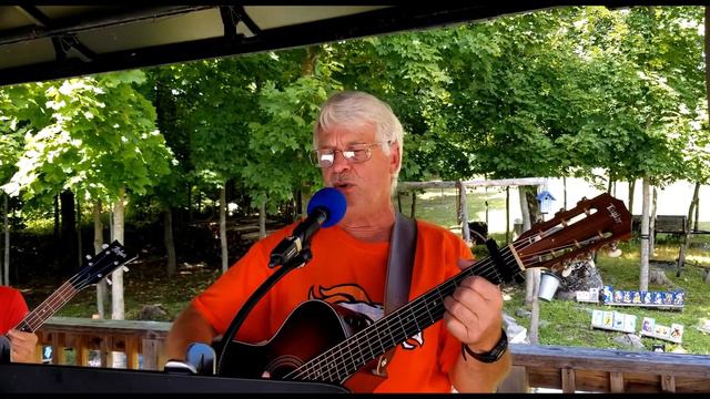 Jim Peasley sings I'm Little But I'm Loud (Jimmy Dickens) смотреть онлайн