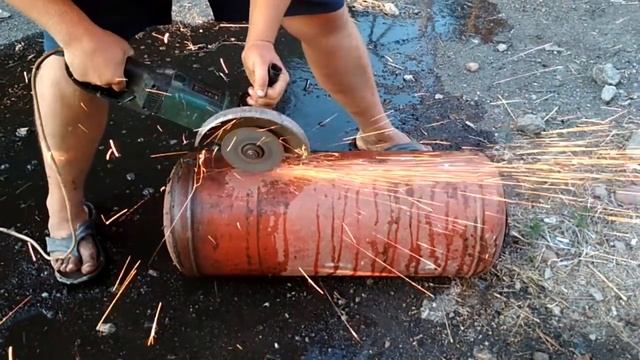Режим газовый баллон.Как правильно подготовить к резке,и резать газовый баллон. смотреть онлайн