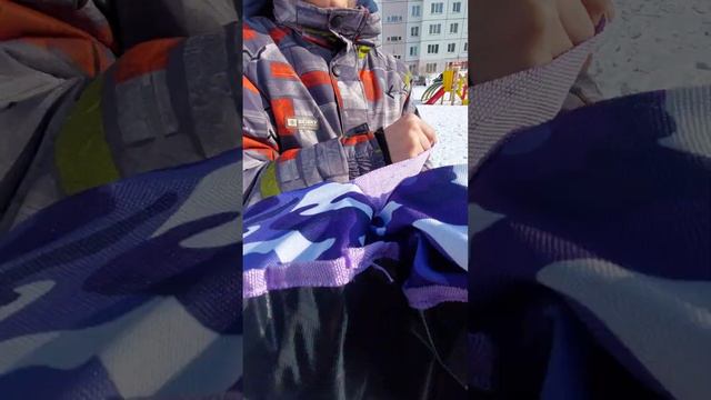 мой друг нашёл, я сказал, что он мусор. забрал, посмотрел. друзьями пошёл там, катилось, гдбольница смотреть онлайн