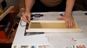 как навощить вощину на рамку.mp4