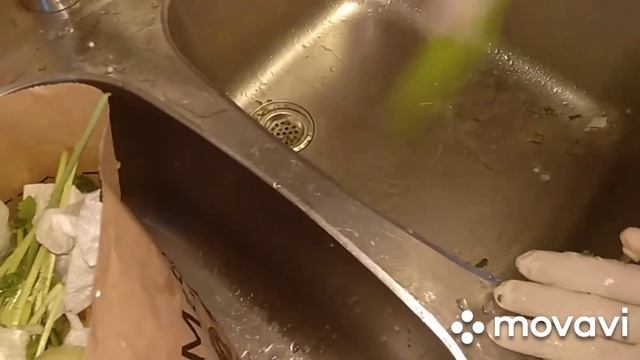 Швеция, Мальмё. Мой муж Роберто готовит соус pebre. смотреть онлайн