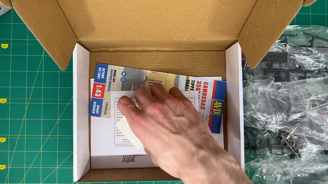 Unboxing! Огляд моєї новинки від AVD! 1554 AVD models самоскид з механікою/ перше враження від КІТ смотреть онлайн