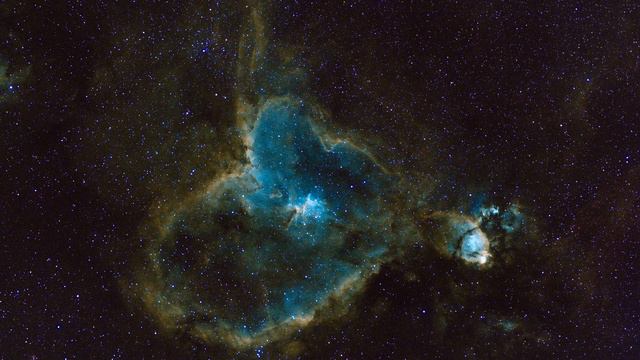 Astrophotography: Heart & Soul Nebula in 4K смотреть онлайн