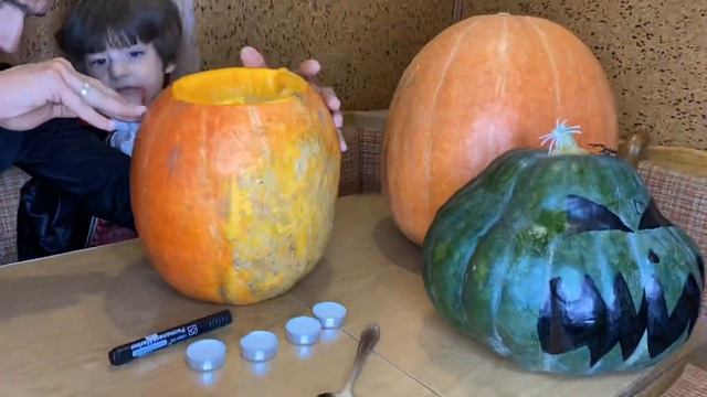 Видео Доминика : мастеркласс как вырезать тыкву на Хэллоуин (This is Halloween) 2021 смотреть онлайн