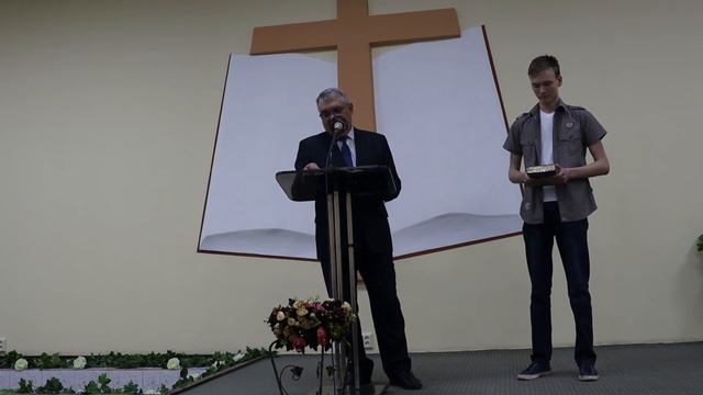 Водное крещение - Никиты Минаева - 24 апреля 2021г. смотреть онлайн