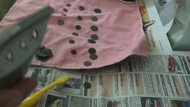 Эффективный способ чистки медных монет и результат радует смотреть онлайн