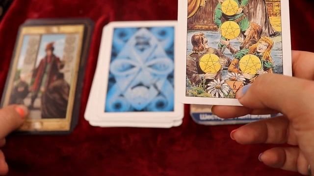 НЕОБЫЧНОЕ СРАВНЕНИЕ ОБЫЧНЫХ ТАРО УНИВ.КЛЮЧ ЗЕРКАЛО СУДЬБЫ ТАИНСТВО ТАРО.